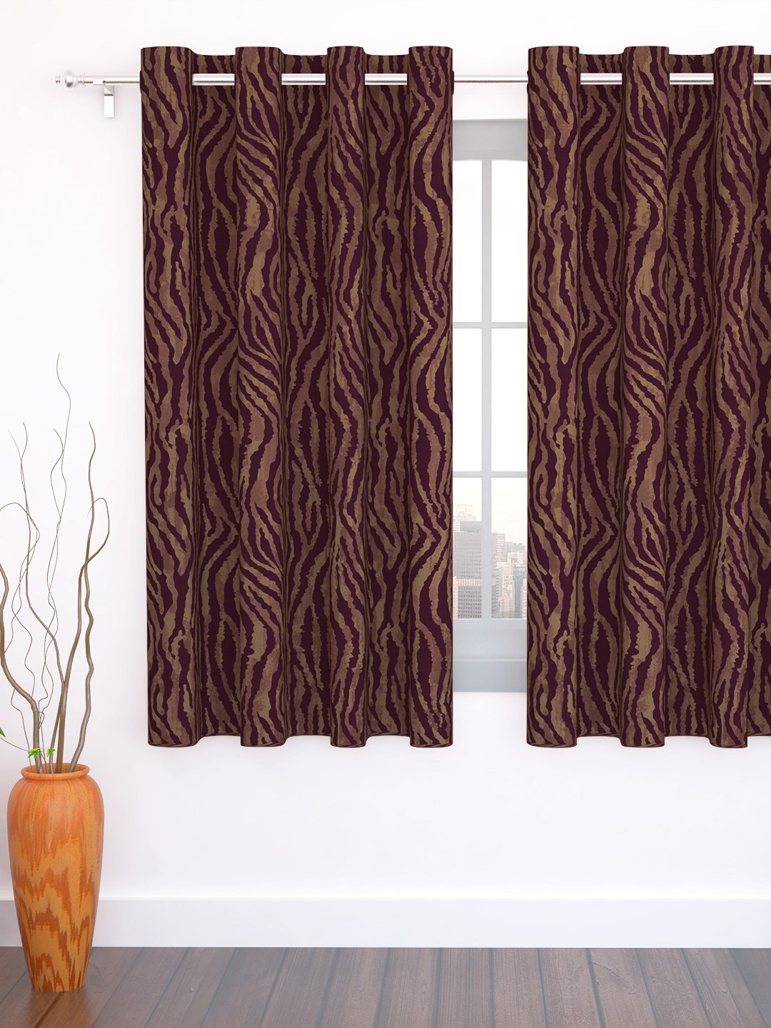 

Story@home Magenta & Beige Jacquard Textured Single Window Curtain