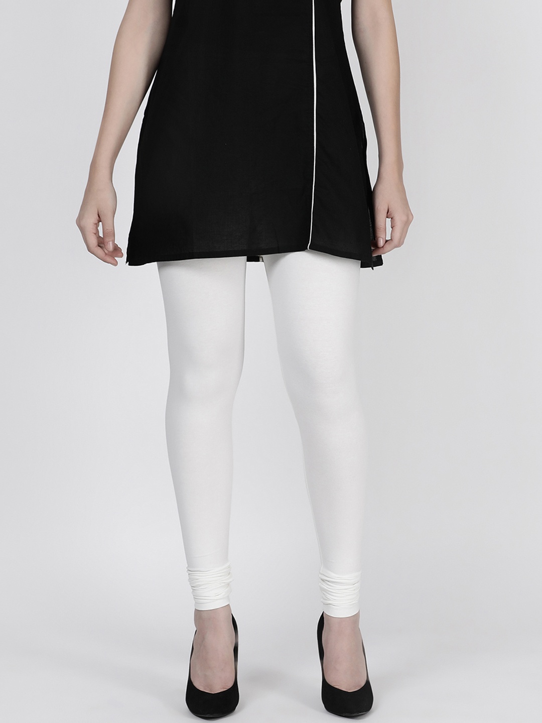 

TWIN BIRDS Women Cream-Coloured Solid Churidar-Length Leggings