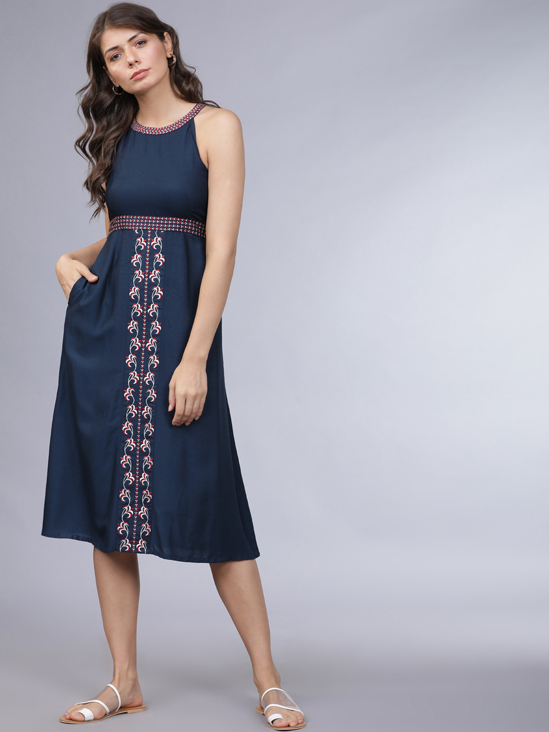 

Vishudh Women Navy Blue Floral Printed Fit and Flare Dress