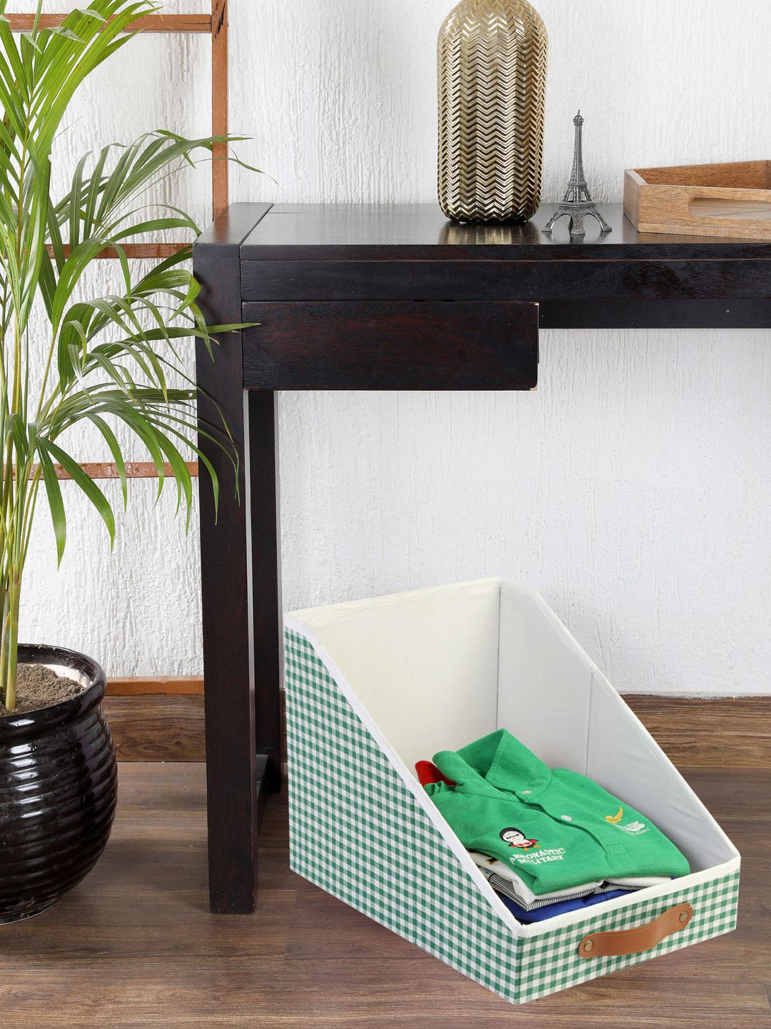 

My Gift Booth Green & White Checked Cloth Organiser