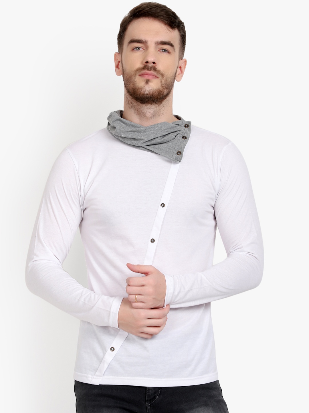 

PAUSE SPORT Men White Solid Turtle Neck Pure Cotton T-shirt