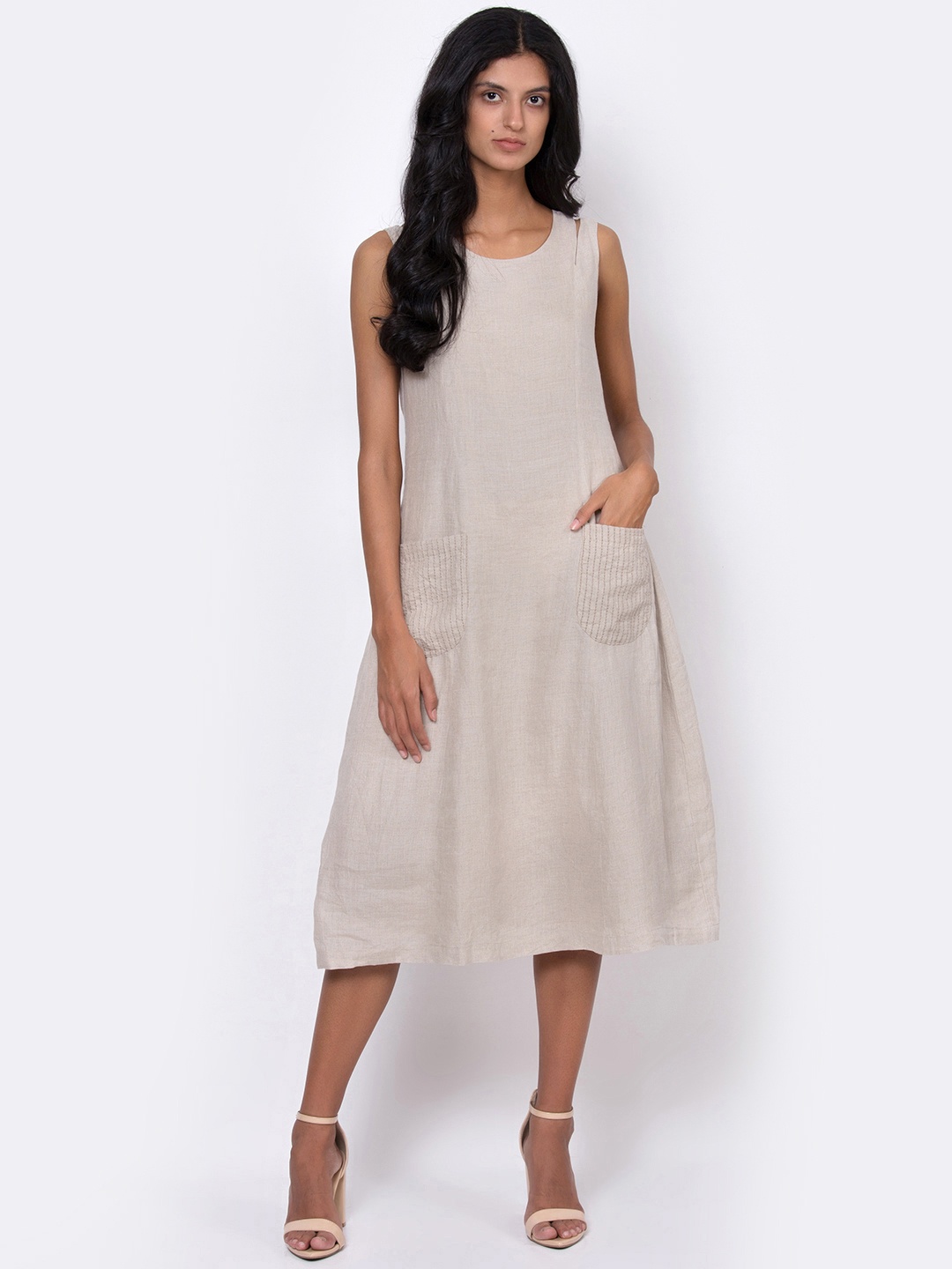 

ROOTED Women Cream-Coloured Solid Linen Fit and Flare Dress