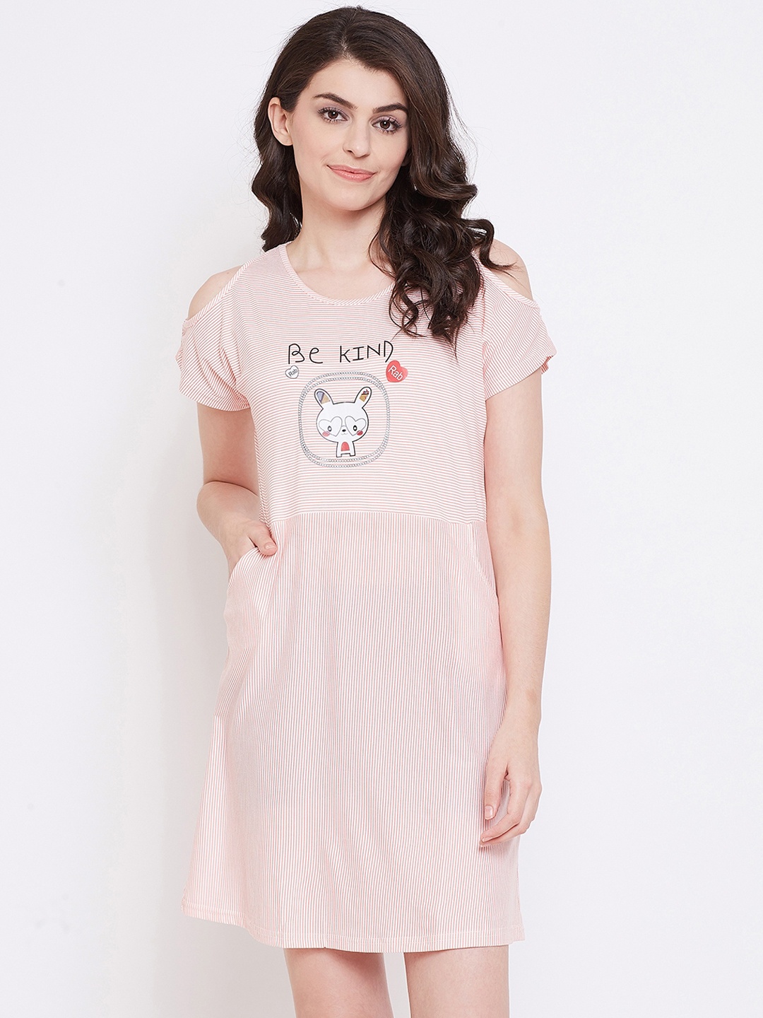 

Camey White & Red Printed Sleep Shirt