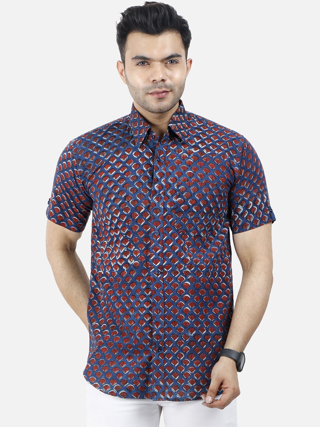 

Wintage Men Maroon & Navy Blue Regular Fit Printed Casual Shirt