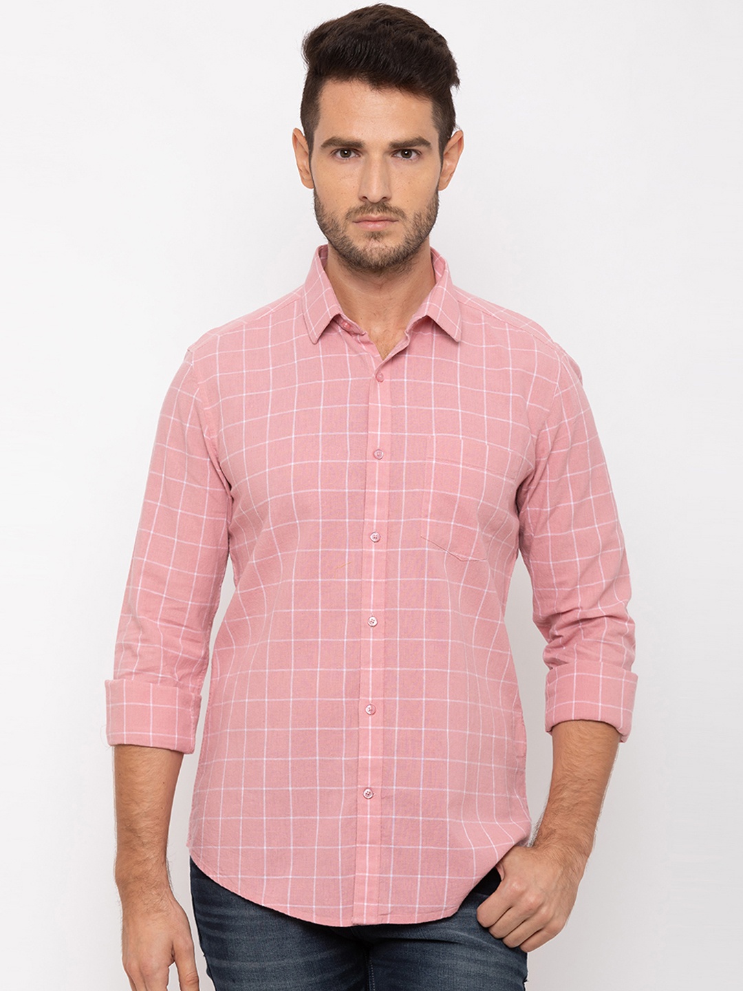 

Globus Men Pink & White Regular Fit Checked Casual Shirt
