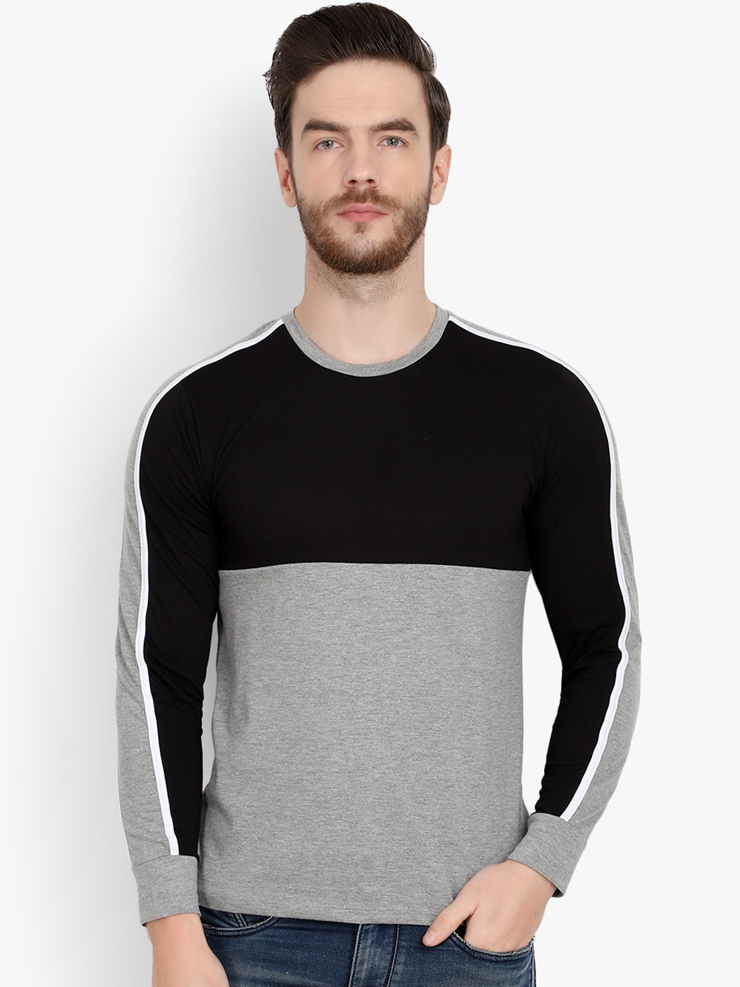 LE BOURGEOIS Men Black & Grey Colourblocked Round Neck T-shirt