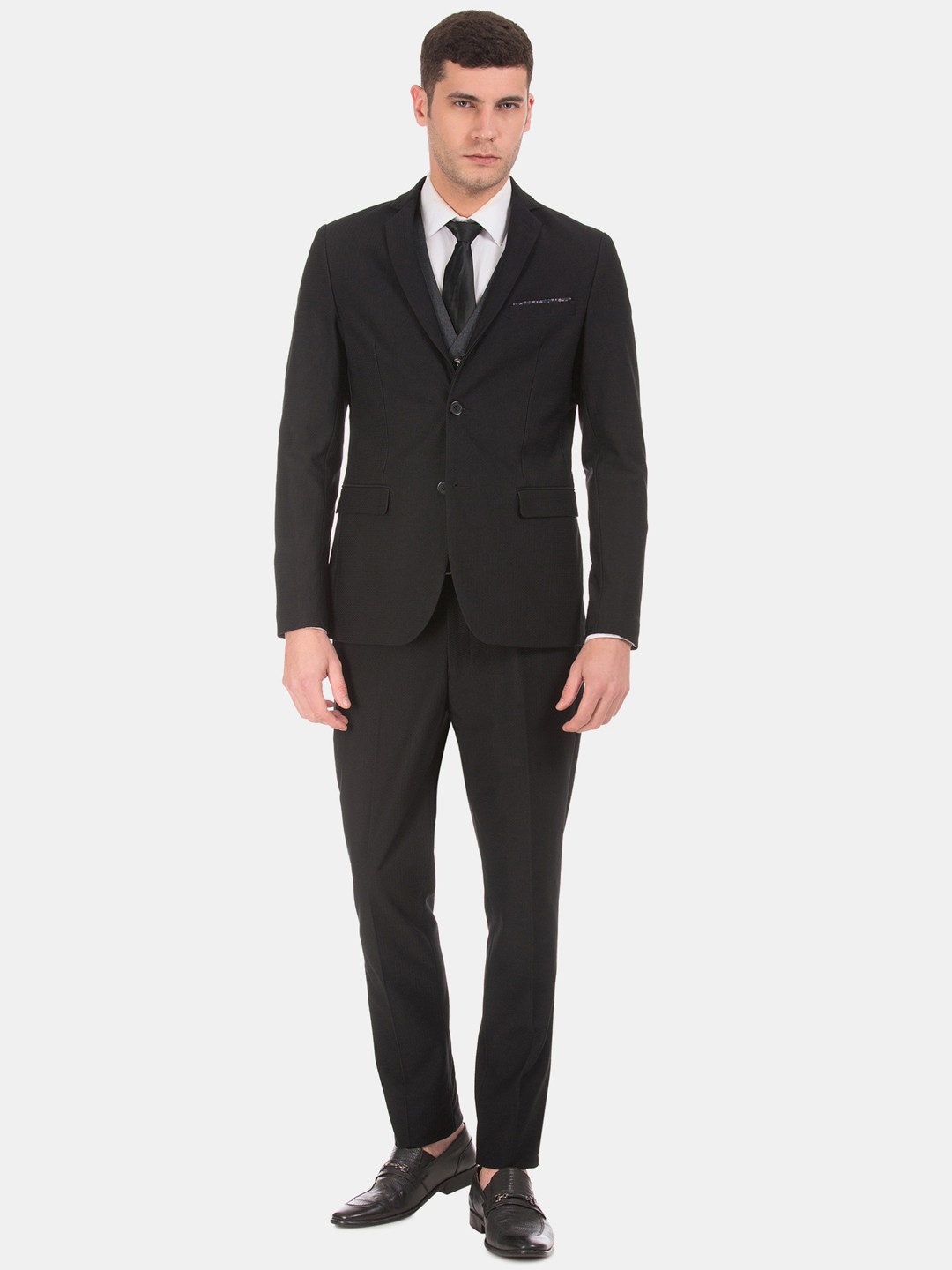 

Arrow Men Black & Grey Self Design Slim-Fit Single-Breasted Formal Three-Piece Suit