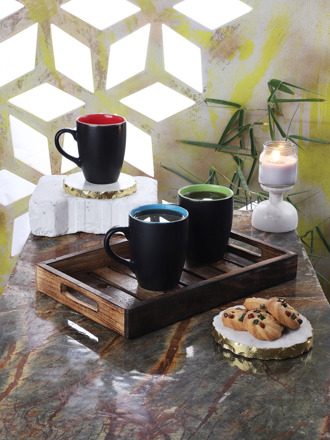

CDI Unisex Set Of 6 Black & Brown Solid Tea Or Coffee Mugs With Wooden Tray
