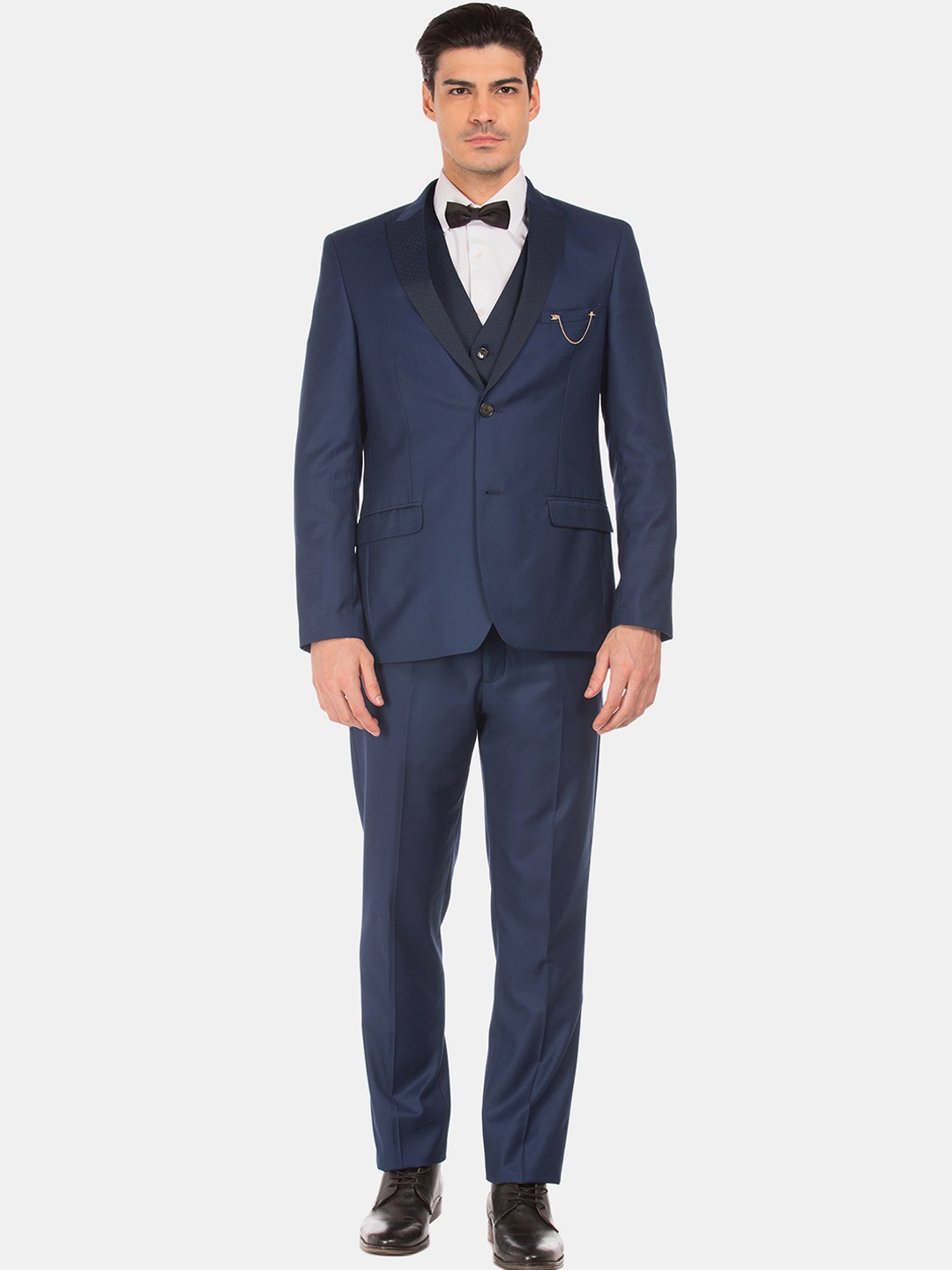 

Arrow Men Navy Blue Solid Single-Breasted Three-Piece Suit