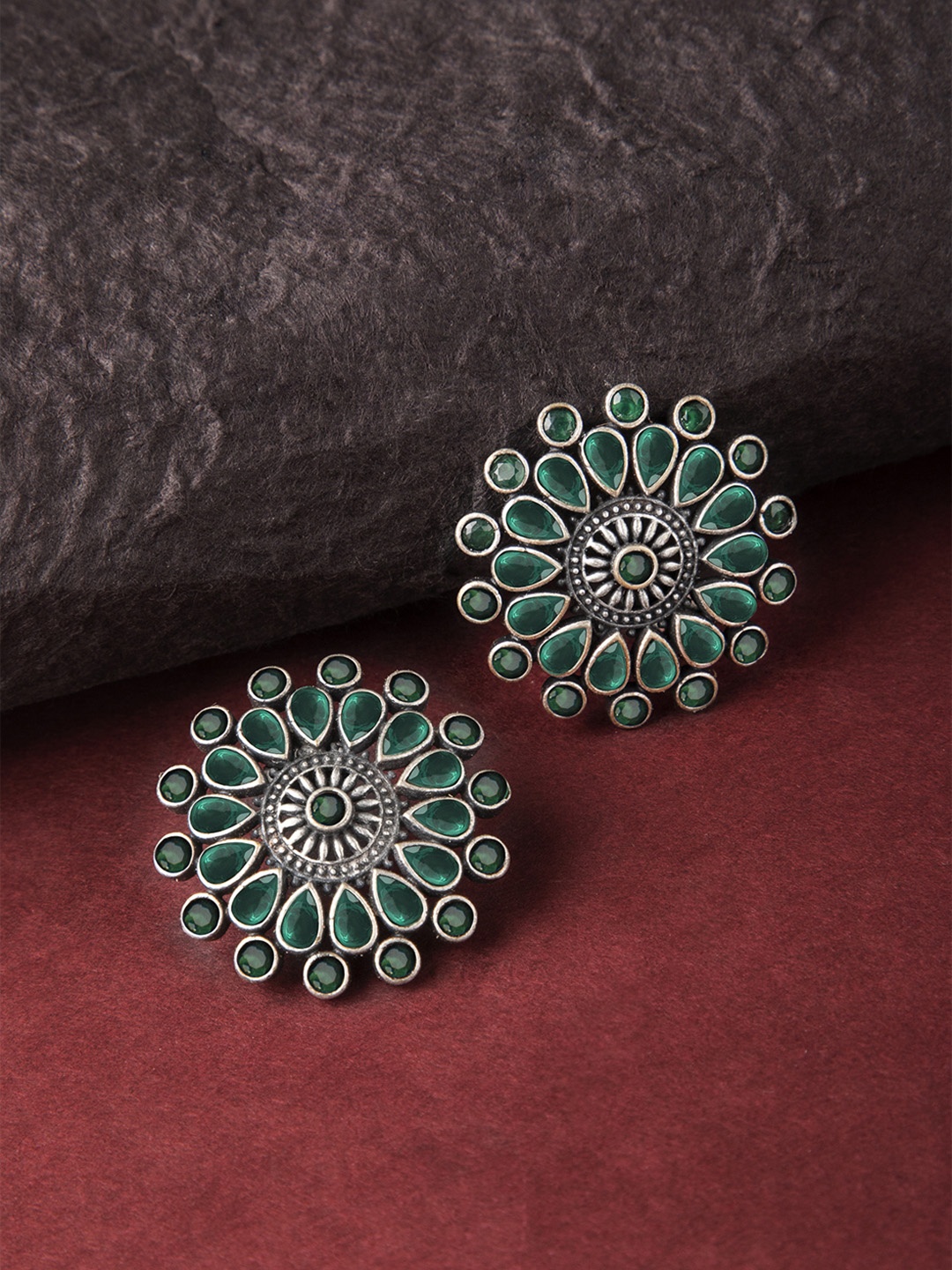

Rubans Green Silver Plated Handcrafted Circular Studs