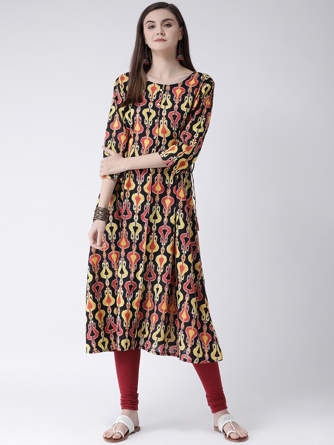 

Span Women Black & Yellow Printed A-Line Kurta