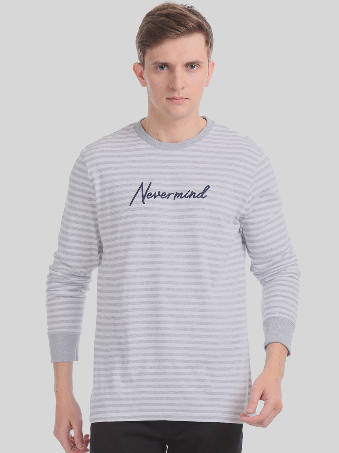 

Aeropostale Men Grey & Off-White Striped Round Neck T-shirt