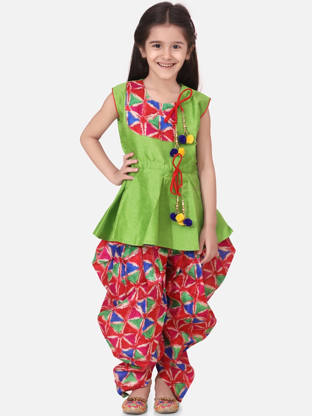 

BownBee Girls Green & Red Yoke Design Kurti with Dhoti Pants