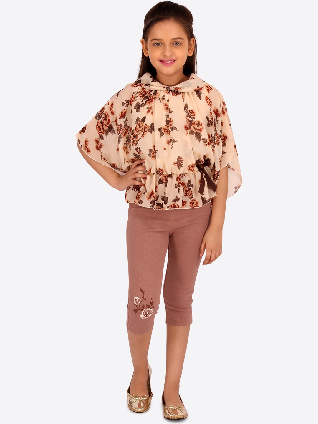 

CUTECUMBER Girls Brown & Beige Floral Printed Top with Capris