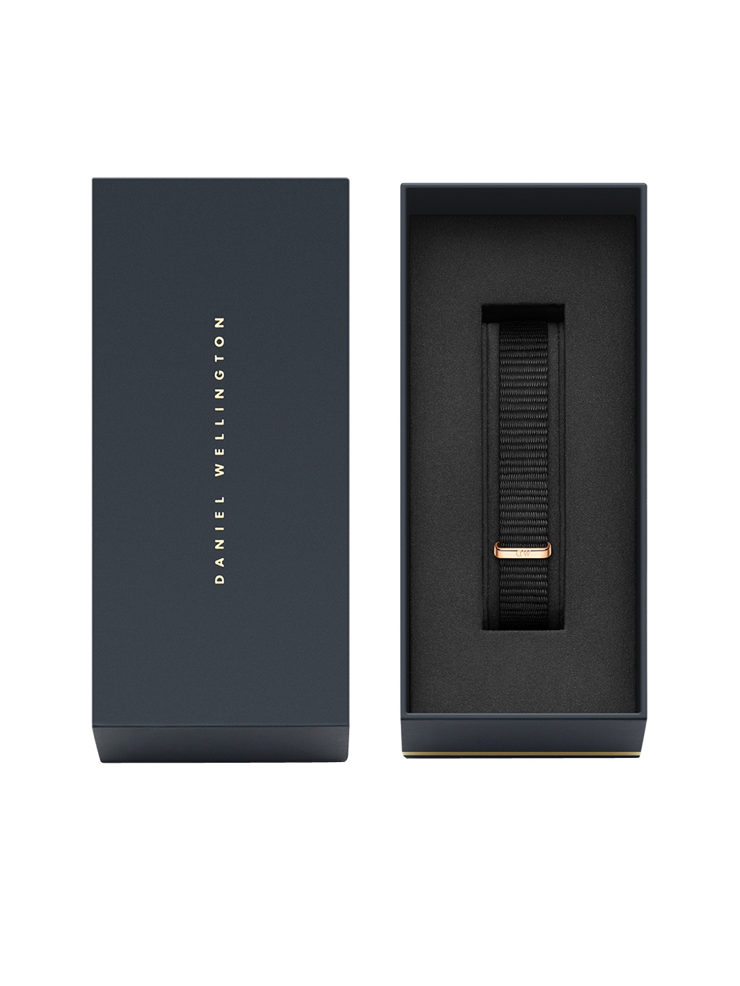 

Daniel Wellington Women Black Textured NATO Petite Reading Watch Strap