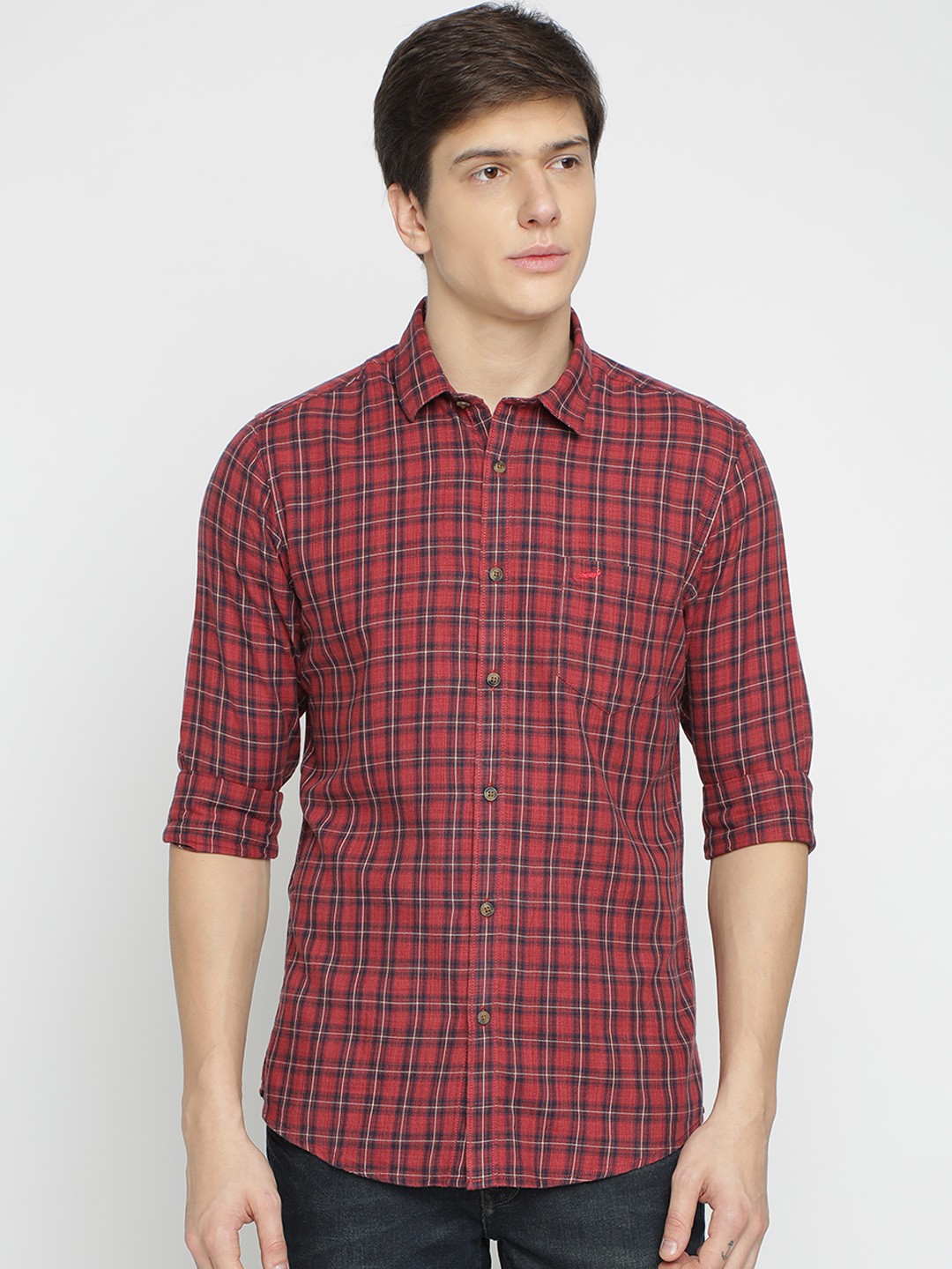 

Crocodile Men Red & Blue Classic Slim Fit Checked Casual Shirt
