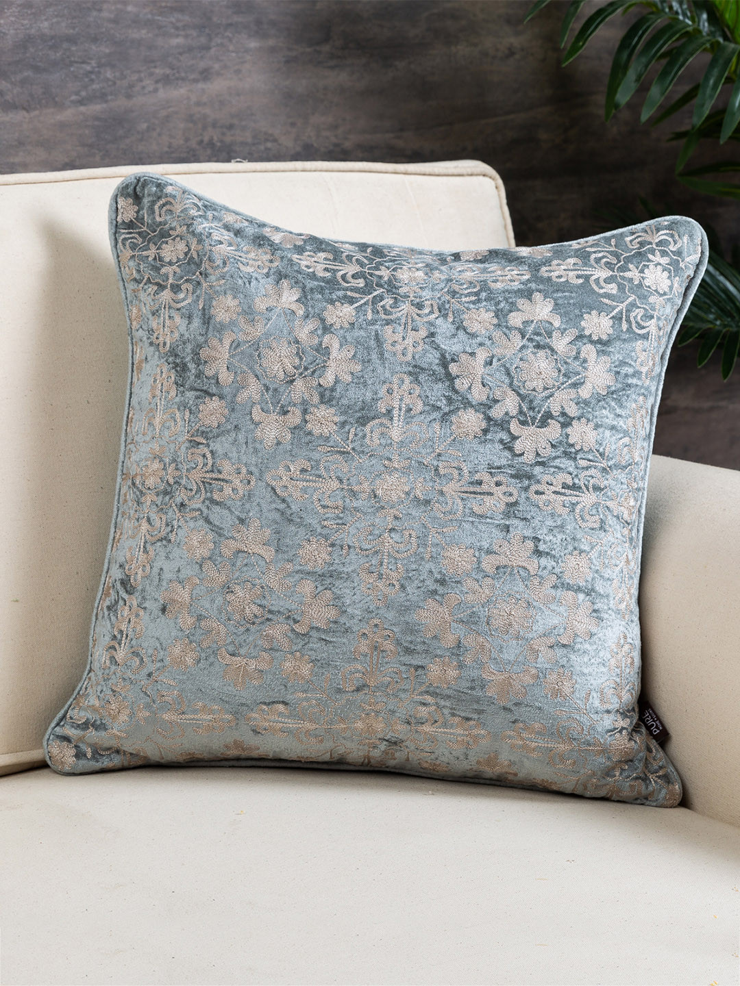 

Pure Home and Living Blue & Beige Single Floral Square Cushion Cover