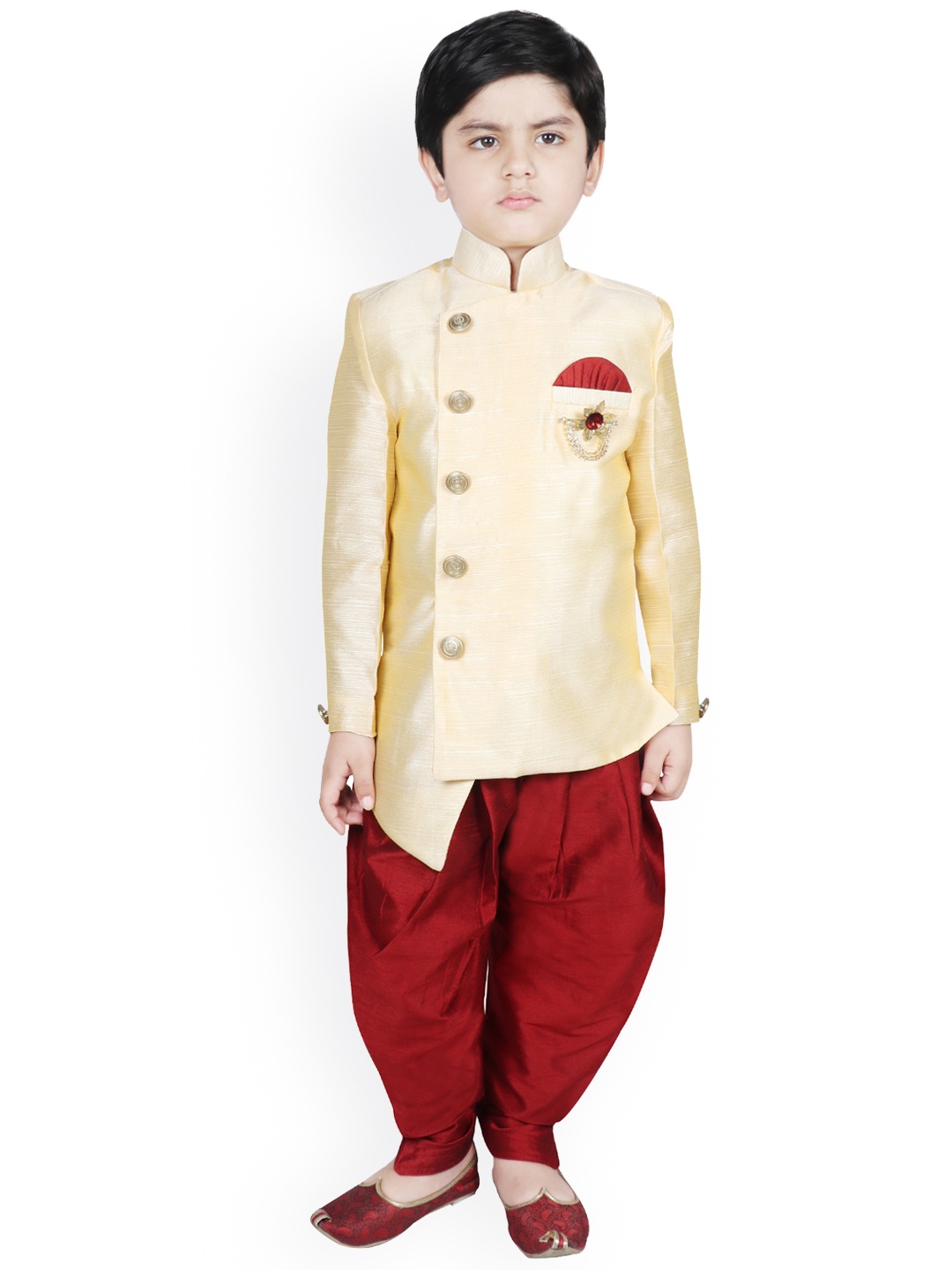 

SG YUVRAJ Boys Gold-Coloured & Red Solid Raw Silk Sherwani Set