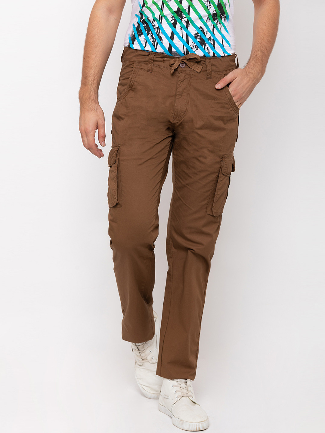 

Globus Men Brown Slim Fit Solid Cargos