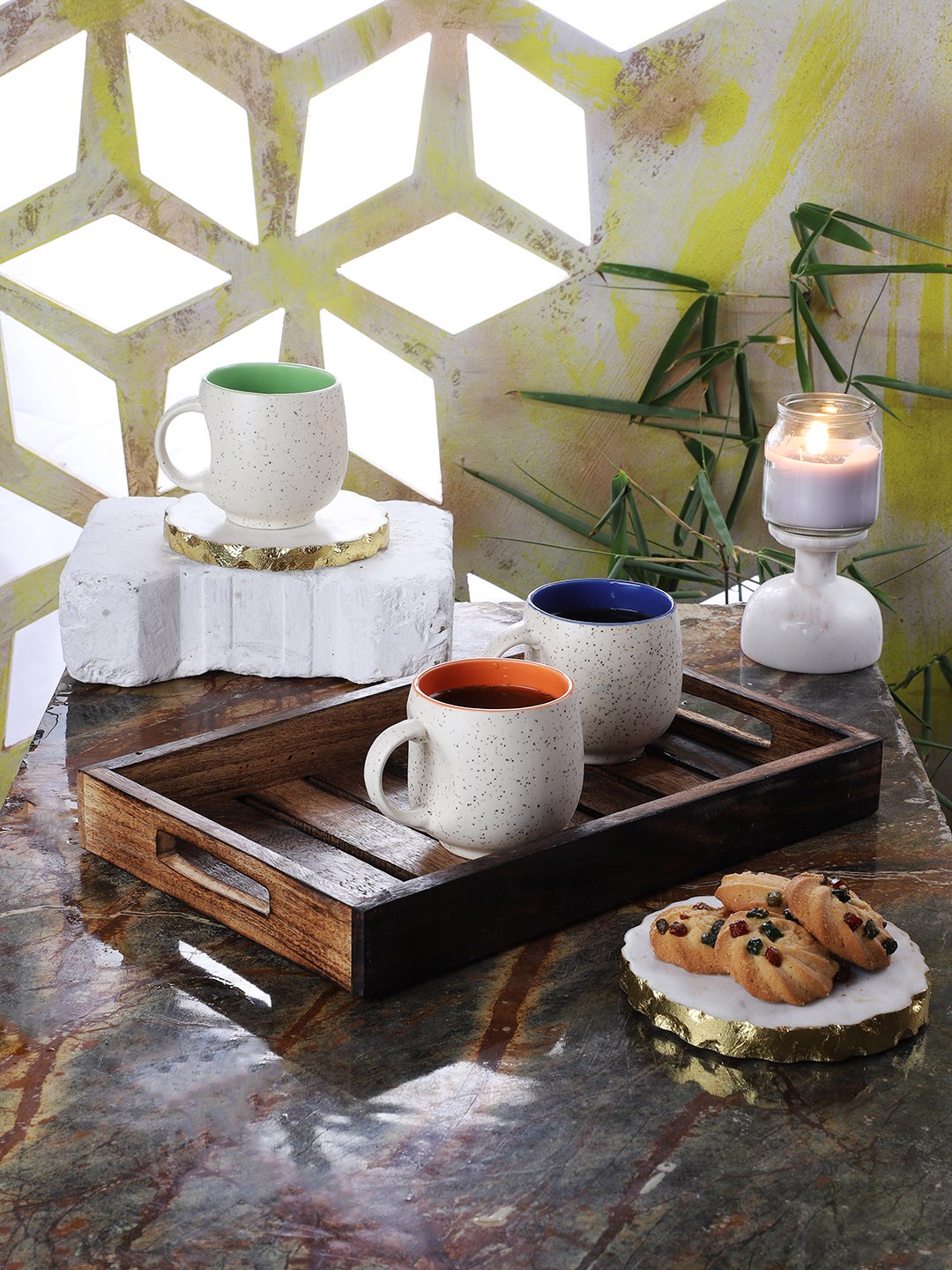

CDI Set Of 6 White Marble Printed Pari Shaped Tea Cups With Tray
