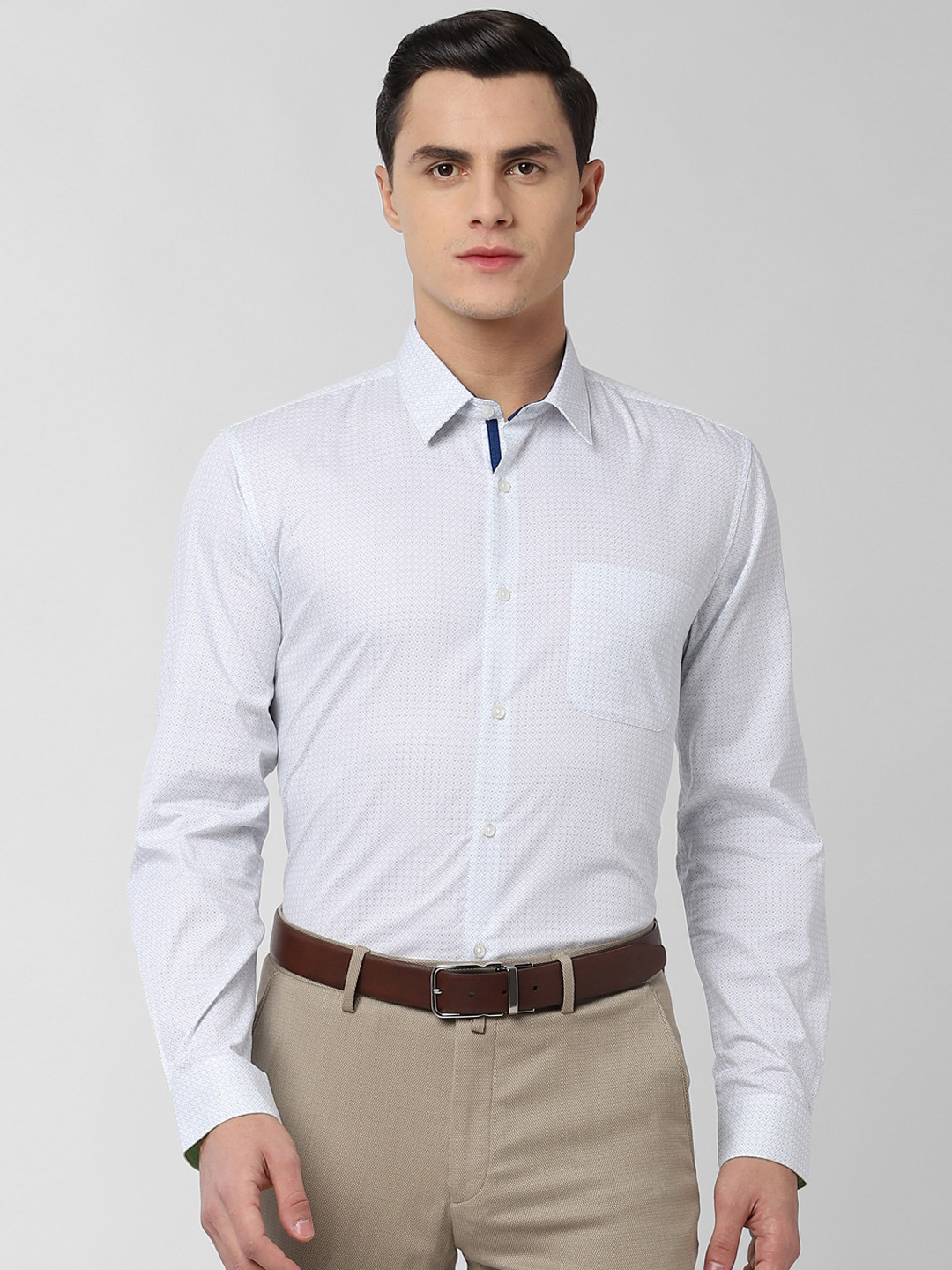 

Peter England Men White & Green Slim Fit Printed Formal Shirt