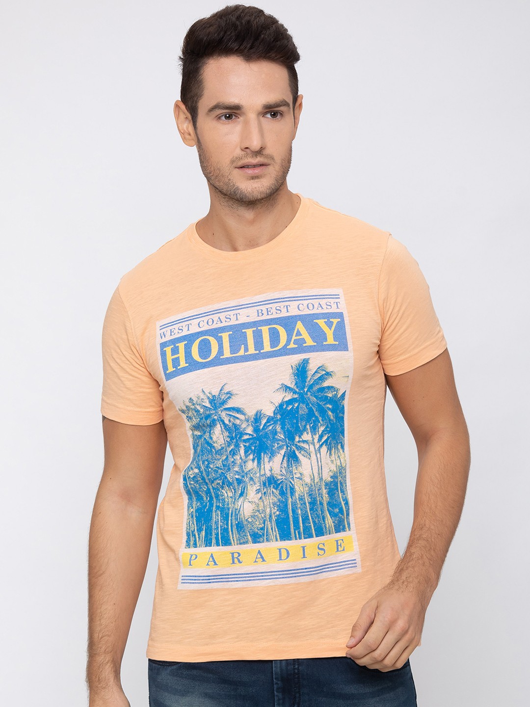 

Globus Men Orange & Blue Printed Round Neck T-shirt