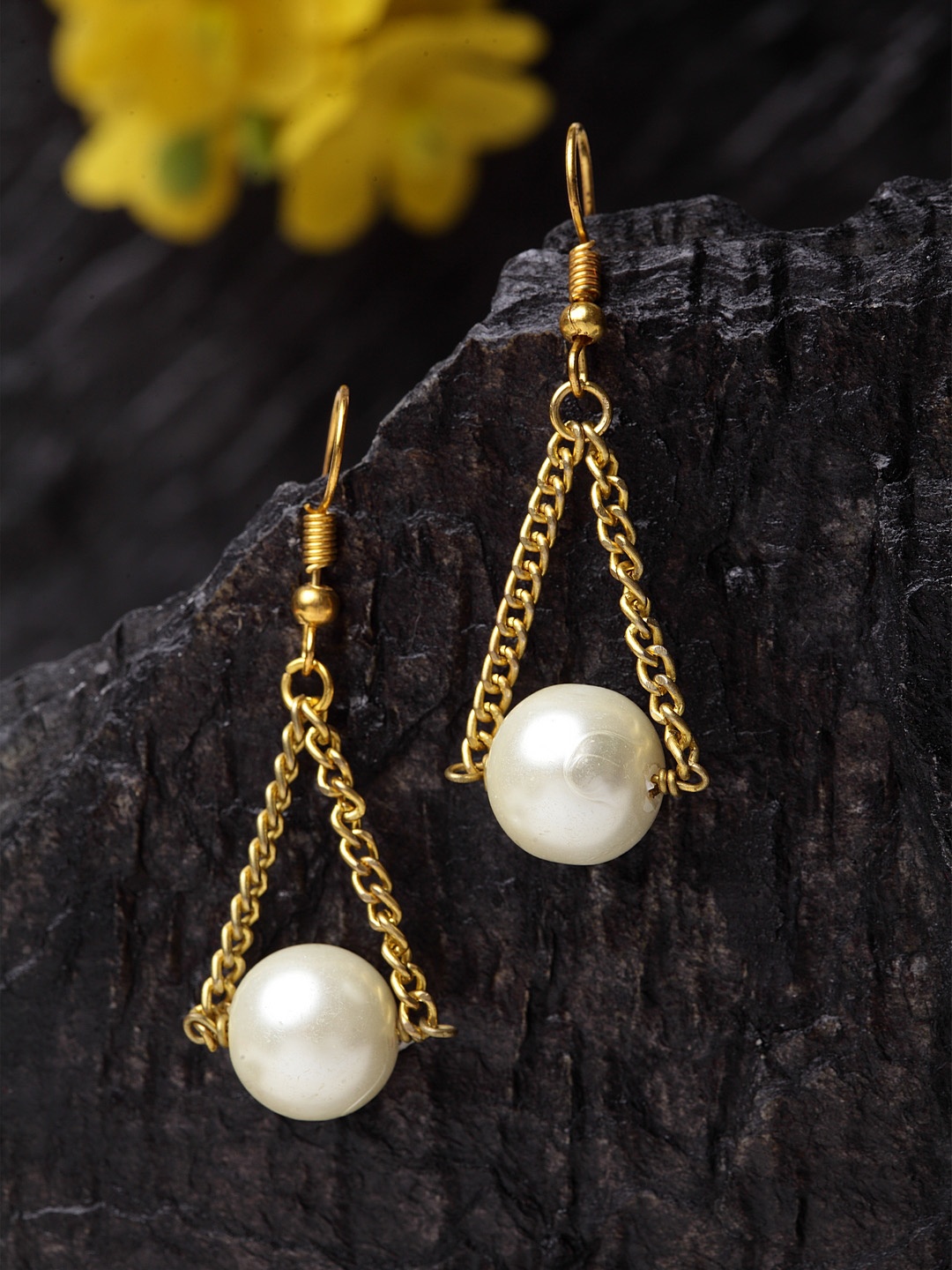 

DUGRISTYLE Gold-Plated & White Quirky Drop Earrings