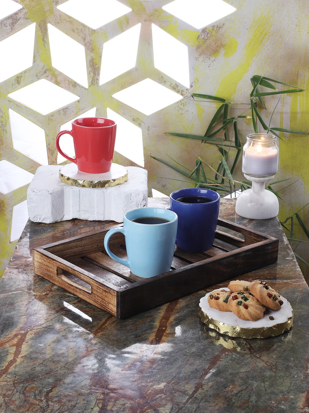 

CDI Set Of 6 Brown & Blue Solid Conical Shape Tea Cups With Tray
