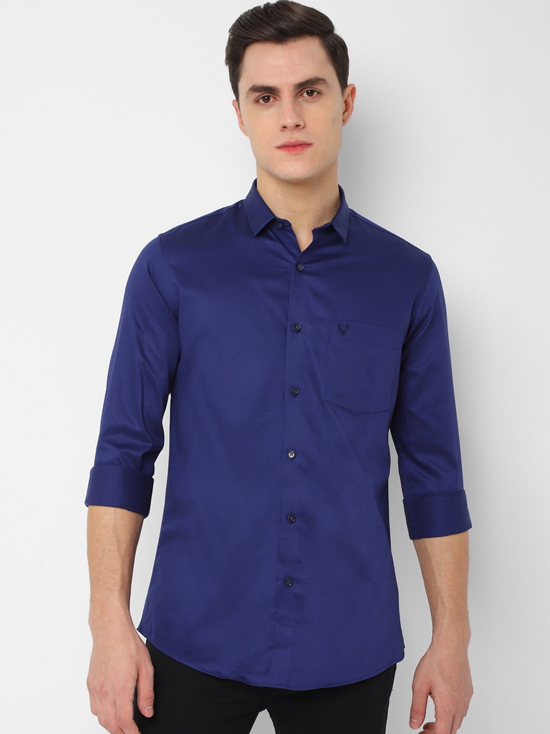 

Allen Solly Men Blue Slim Fit Solid Casual Shirt