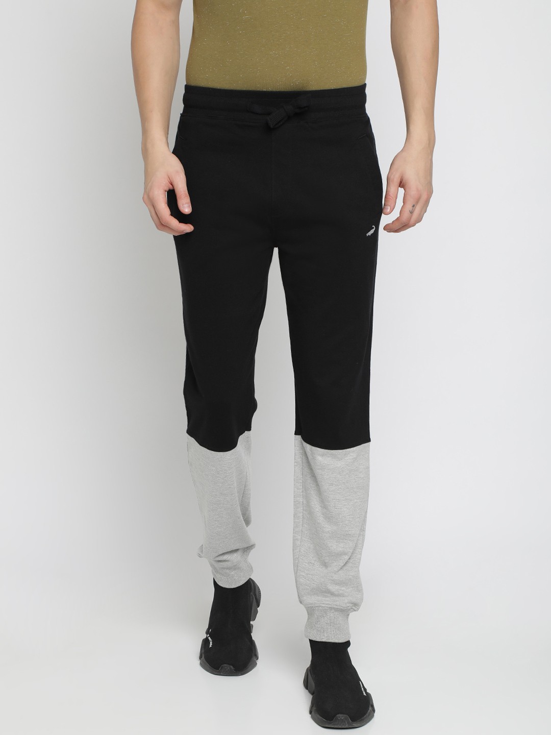 

Crocodile Men Black & Grey Colourblocked Joggers