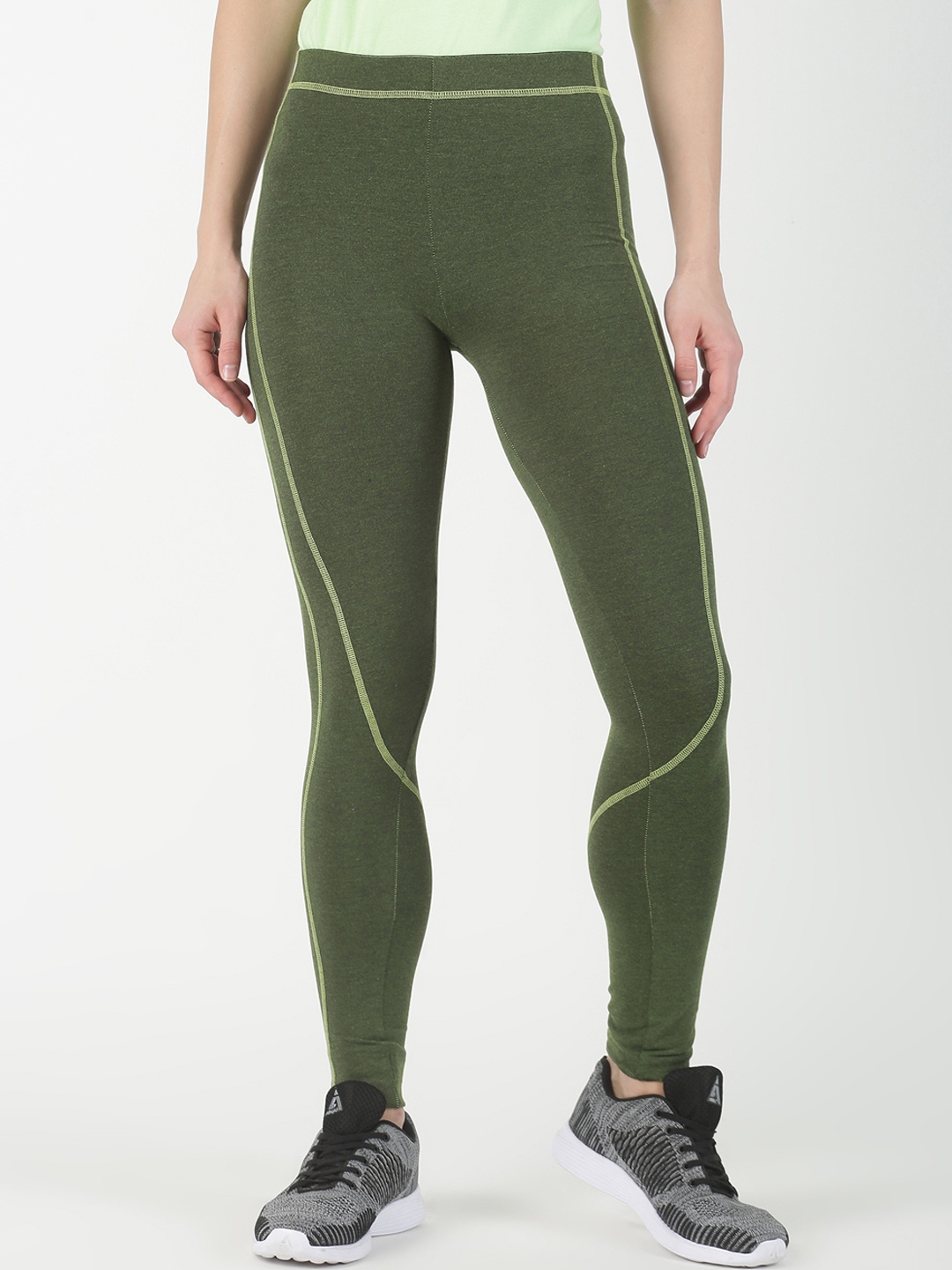 

Soul Space Women Green Solid Snug-Fit Tights
