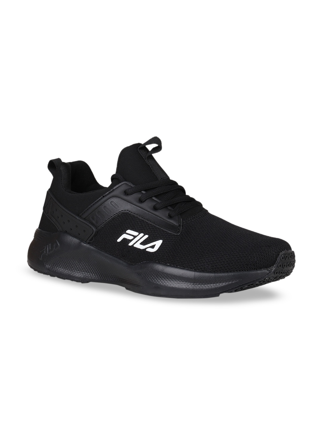 

FILA Men KAEDOR Black Solid Running Shoes