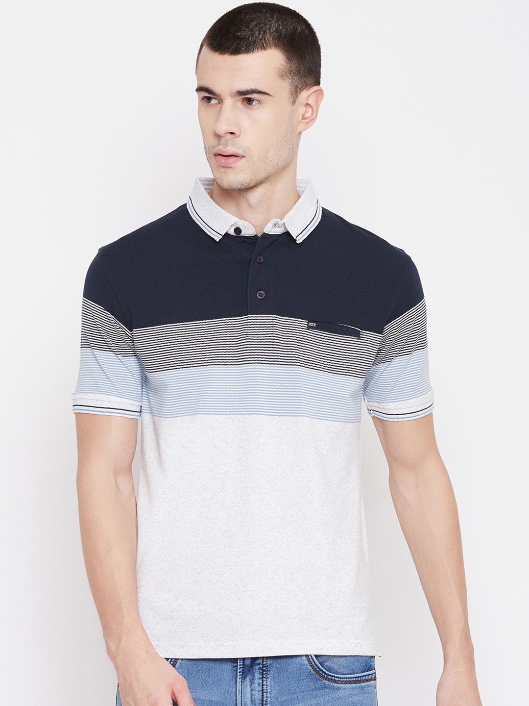 

Okane Men Off-White & Navy Blue Colourblocked Polo Collar T-shirt