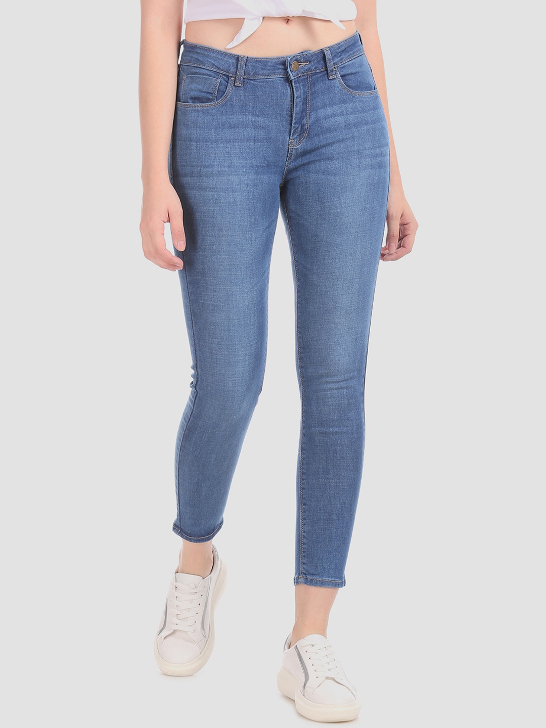 

Flying Machine Women Blue Skinny Fit Mid-Rise Clean Look Jeans