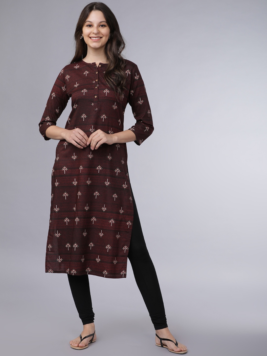 

Vishudh Women Maroon Striped Straight Kurta