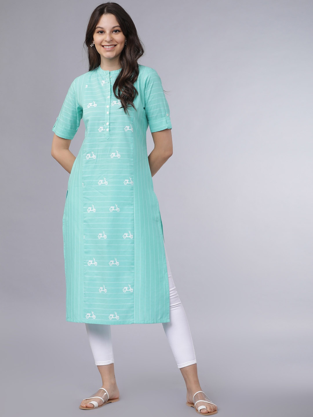 

Vishudh Women Turquoise Blue & White Striped Straight Kurta