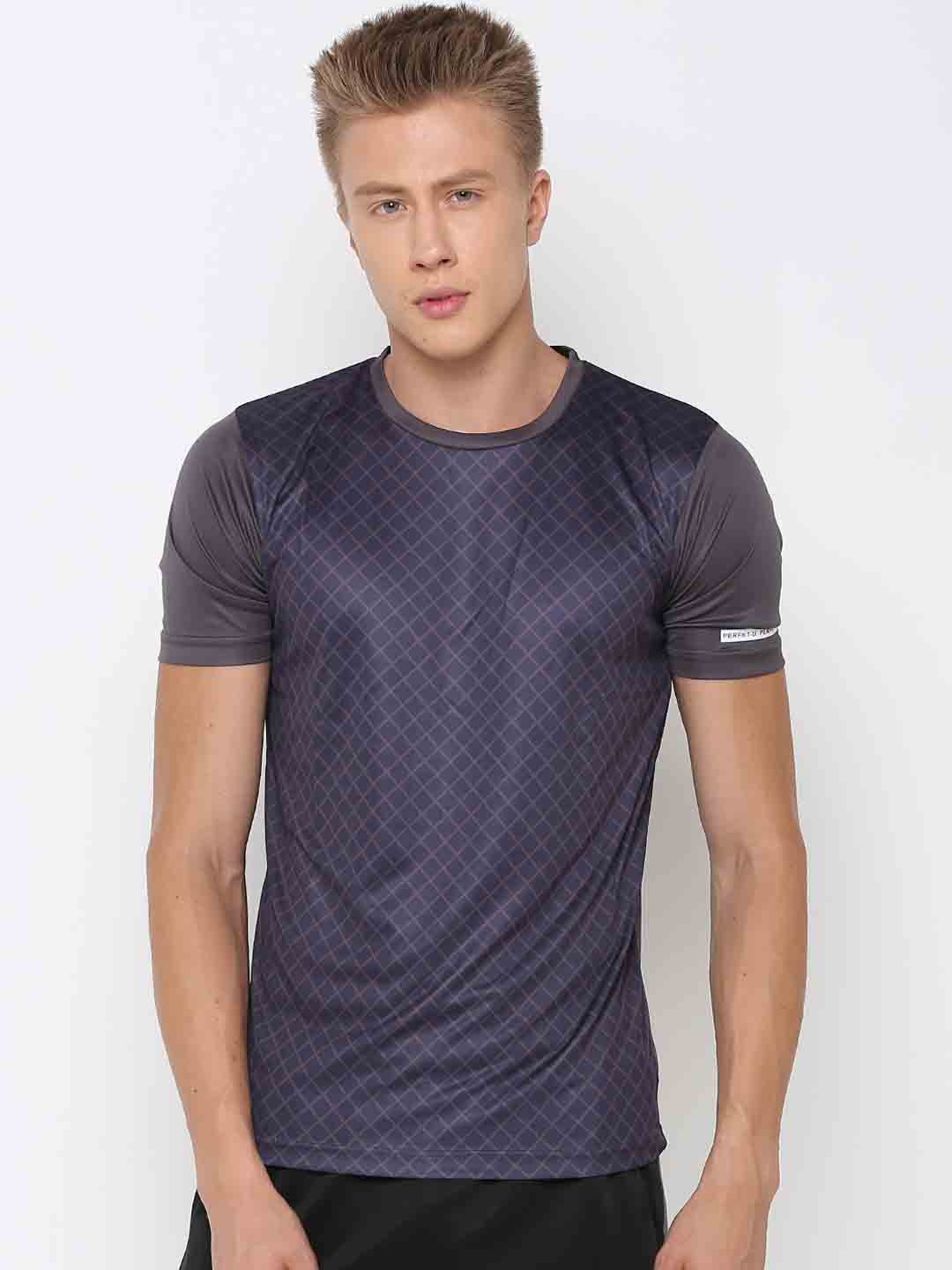 

PERFKT-U Men Navy Blue & Charcoal Grey Checked Round Neck T-shirt