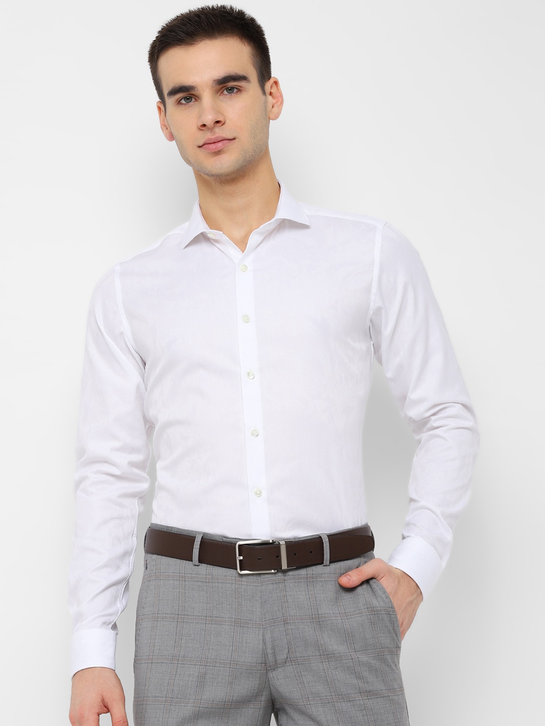

SIMON CARTER LONDON Men White Slim Fit Self Design Formal Shirt