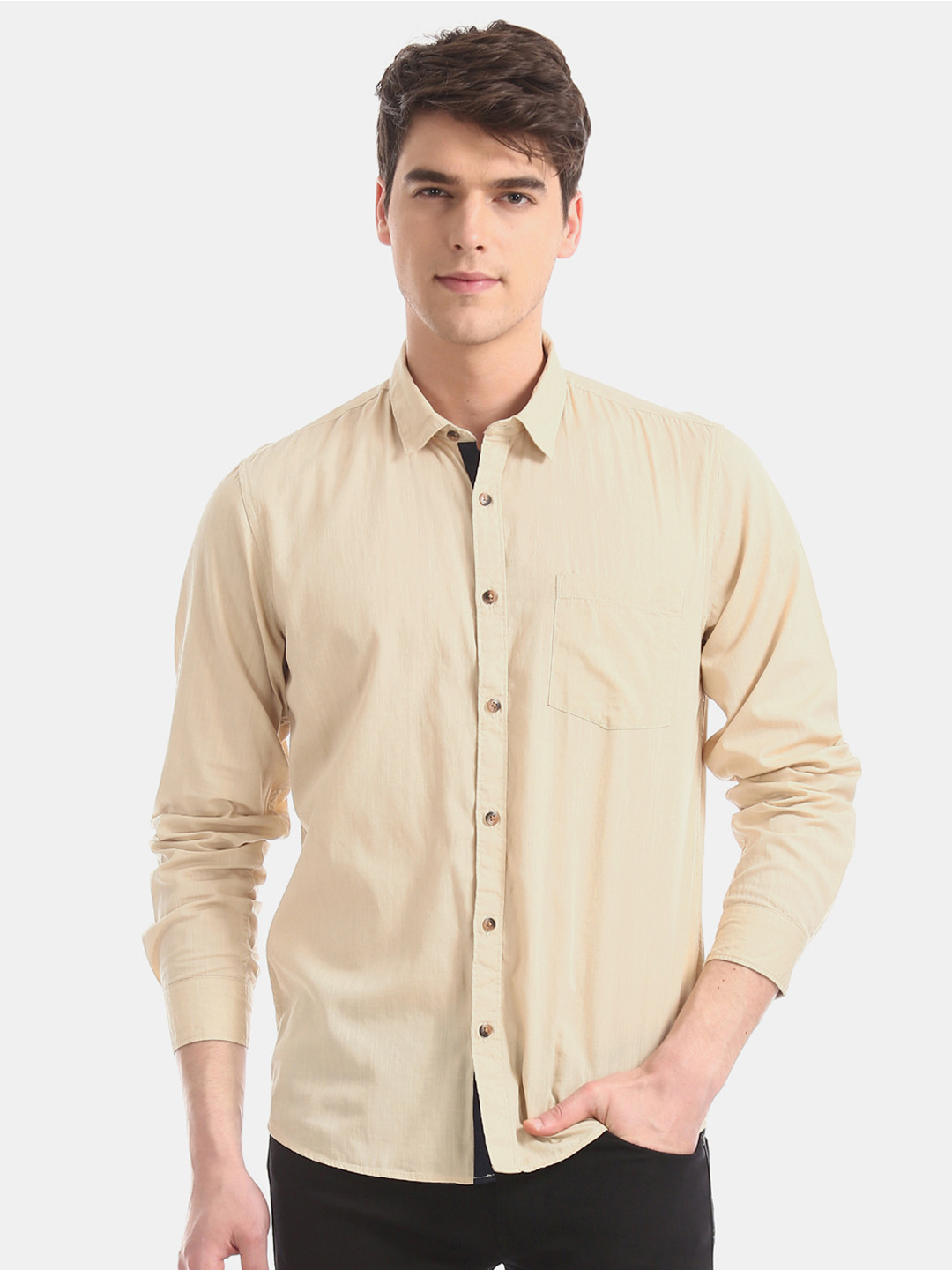 

Ruggers Men Beige Regular Fit Solid Casual Shirt