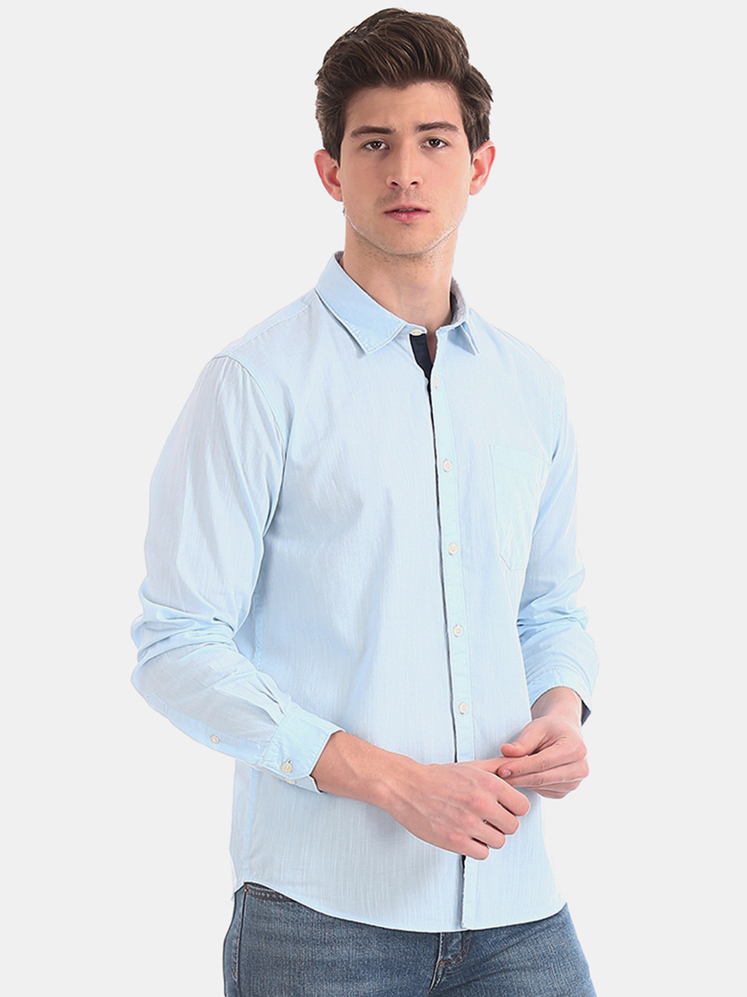 

Ruggers Men Blue Regular Fit Solid Semiformal Shirt
