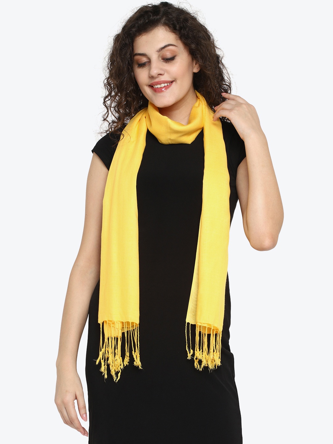 

Aditi Wasan Women Yellow Solid Stole