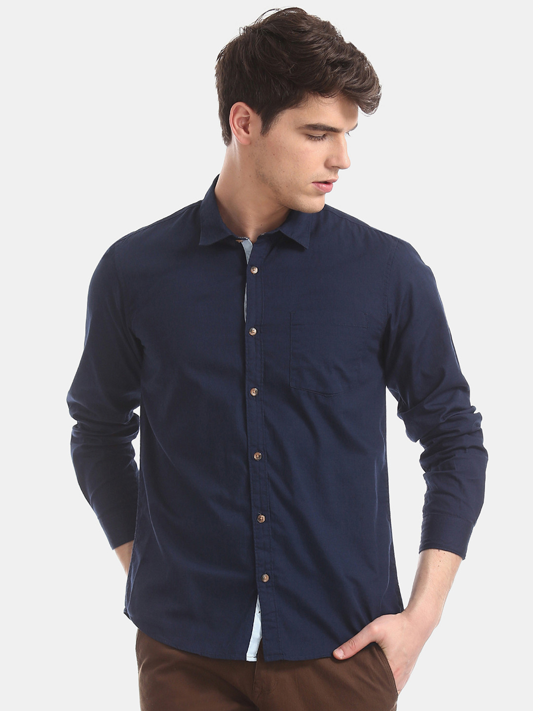 

Ruggers Men Navy Blue Contemporary Regular Fit Solid Casual Shirt