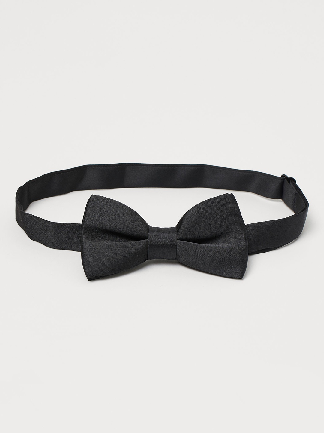 

H&M Men Black Solid Satin Sustainable Bow Tie