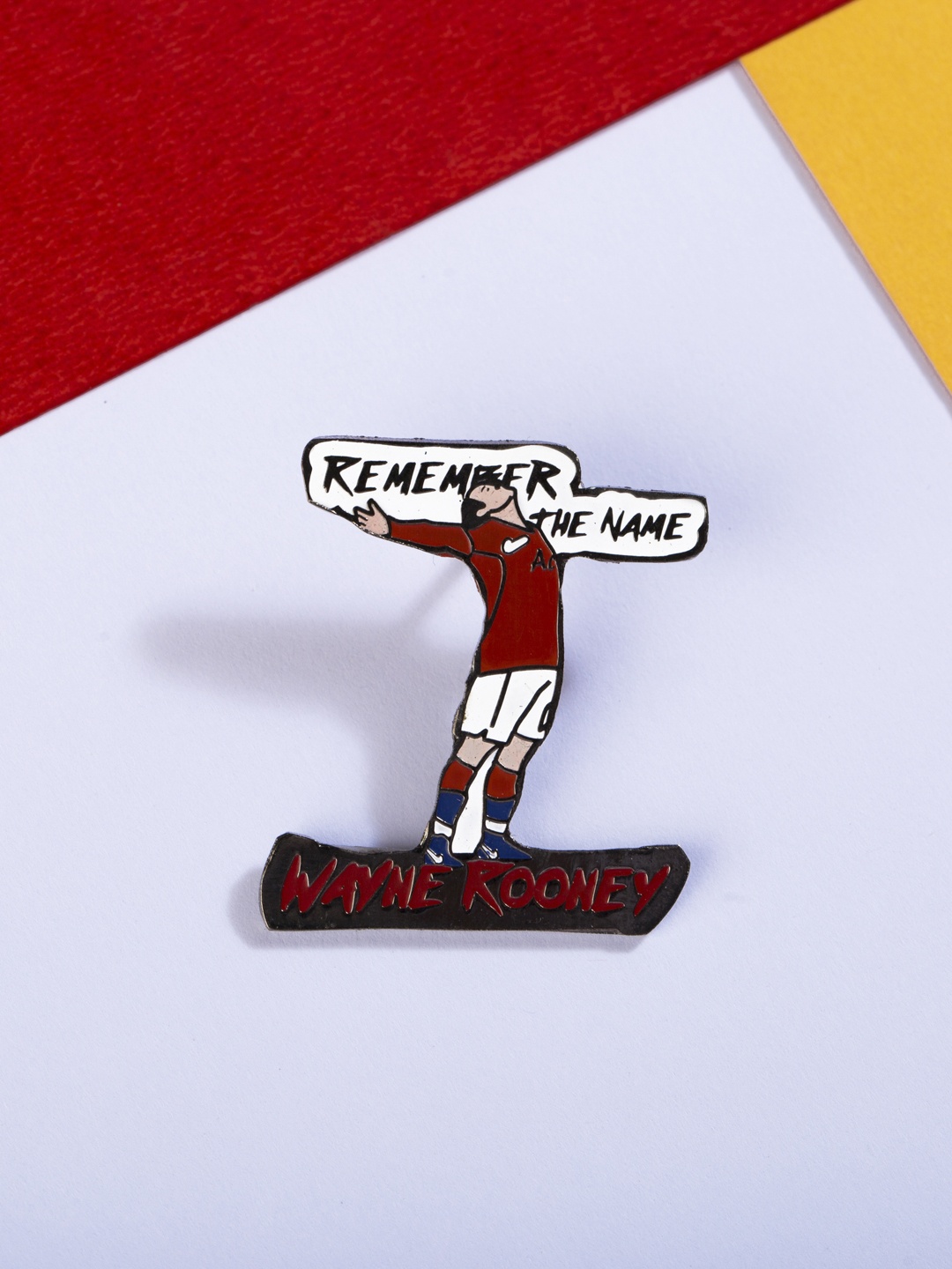 

Bigsmall Set Of 2 Red & White Wayne Rooney Lapel Pins