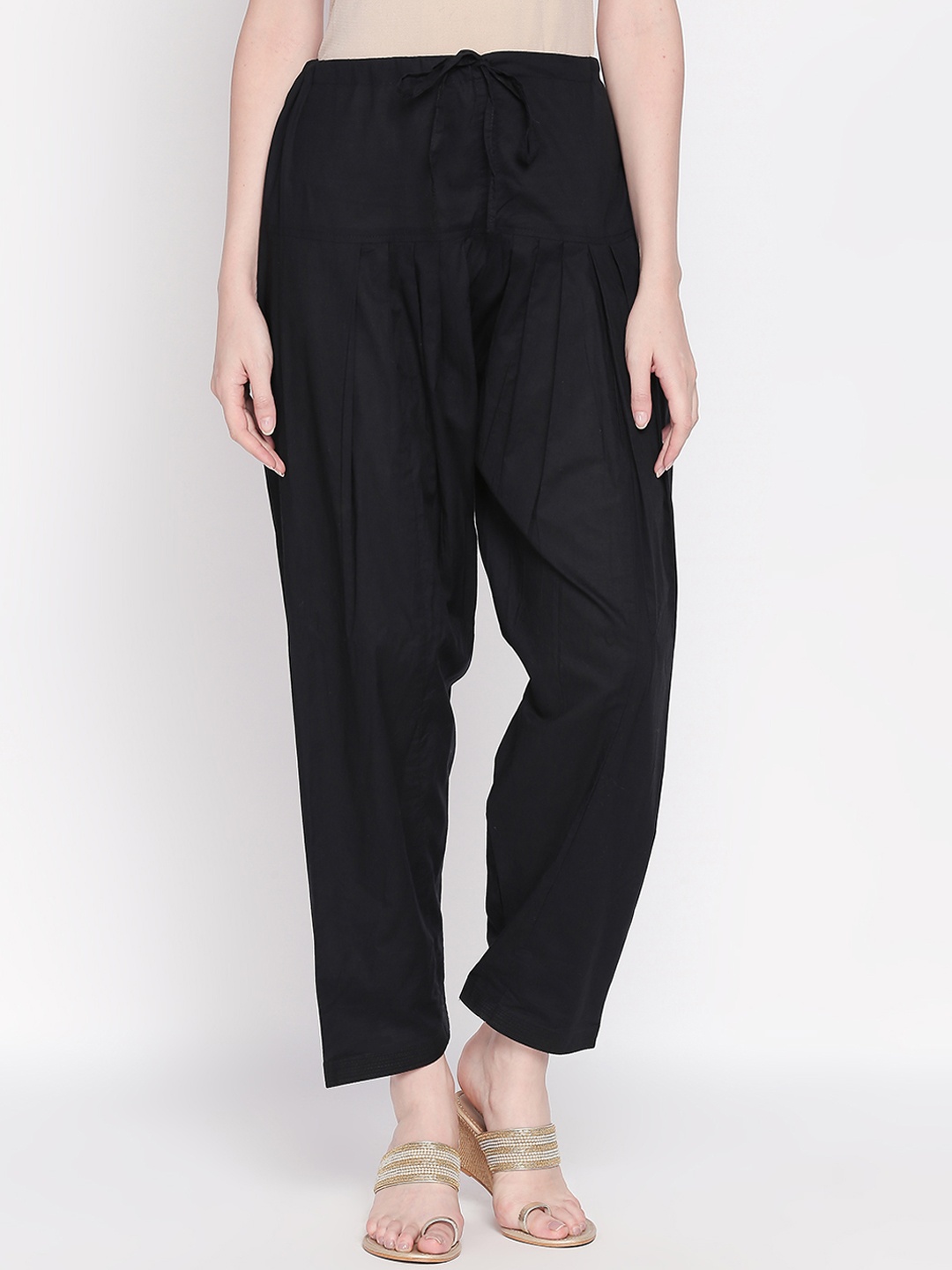 

RANGMANCH BY PANTALOONS Women Black Loose Fit Solid Salwar