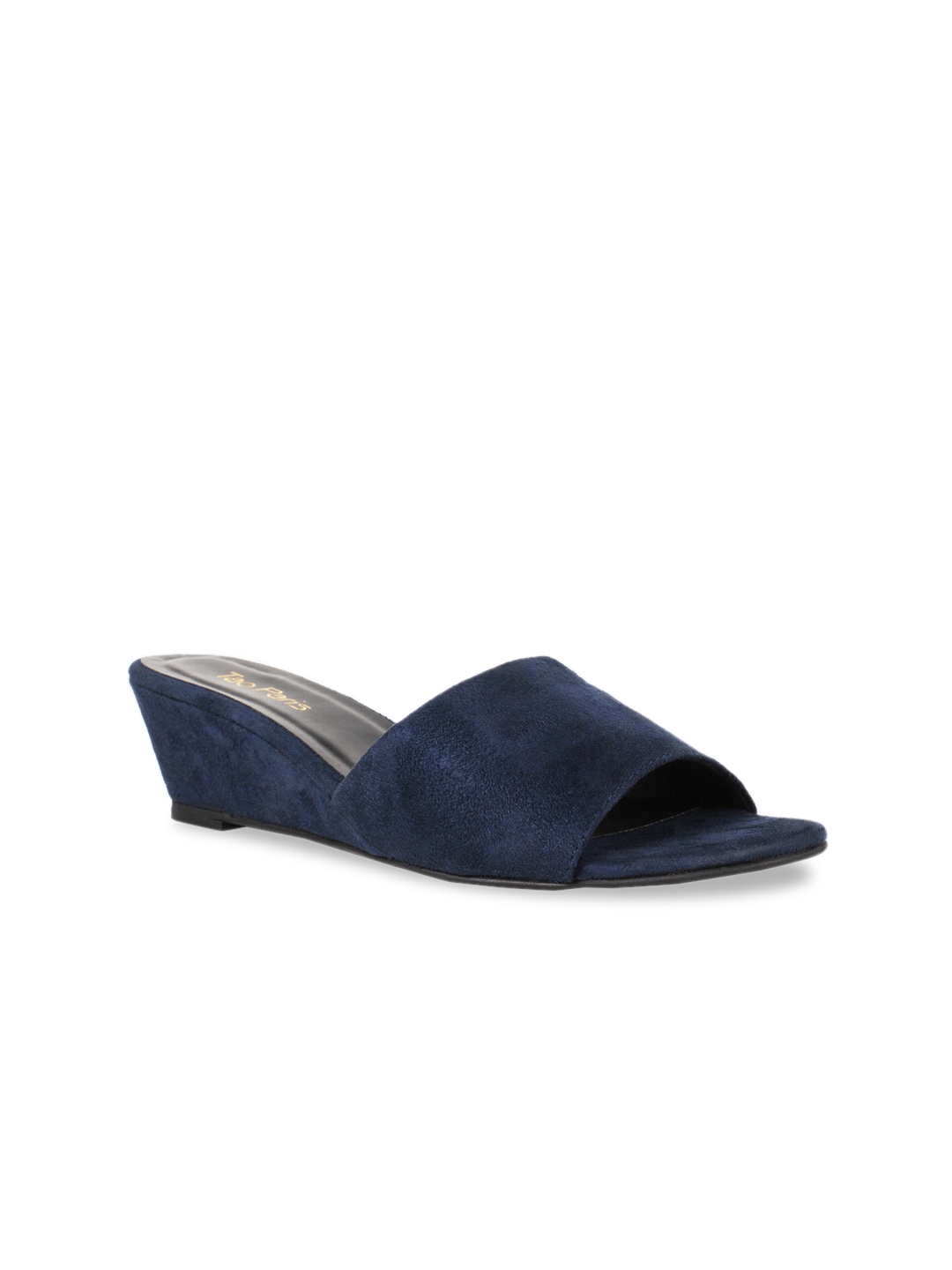 

Tao Paris Women Navy Blue & Black Solid Gladiators