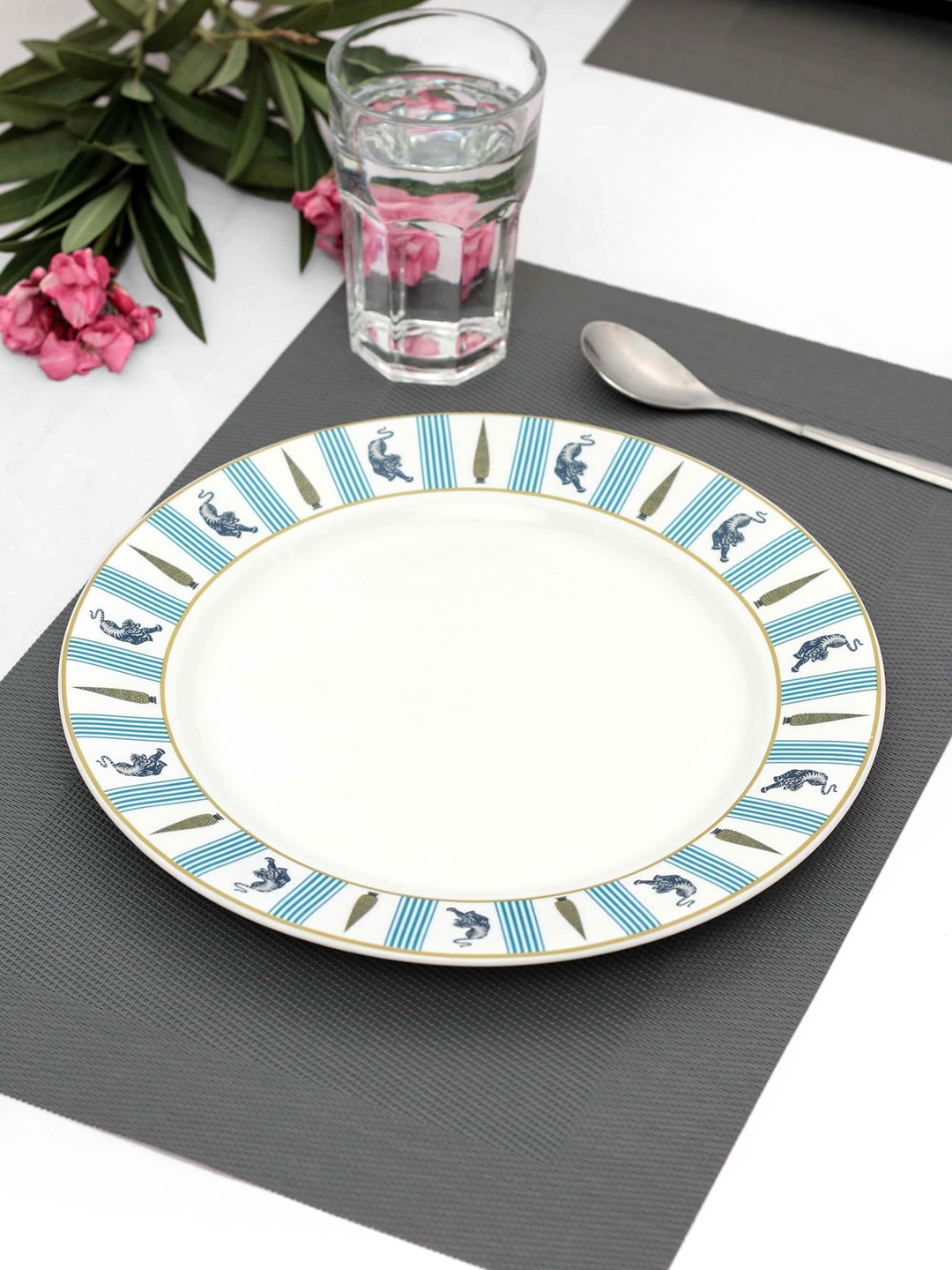 

India Circus White & Blue Printed Ceramic Dinner Plate