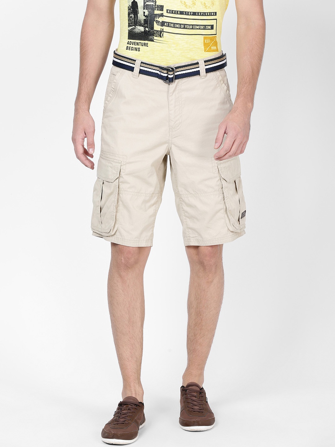 t-base Men Beige Solid Regular Fit Cargo Shorts