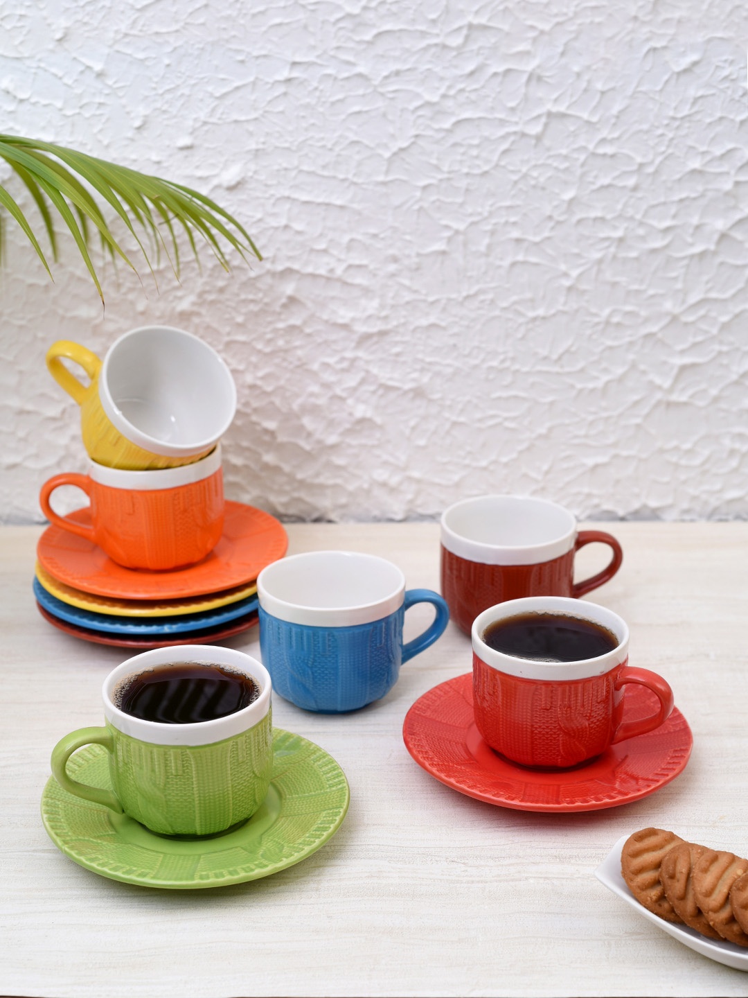 

Unravel India Set Of 6 Ceramic Textured Hand-Knitted Tea/Coffee Cup & Saucer, Red