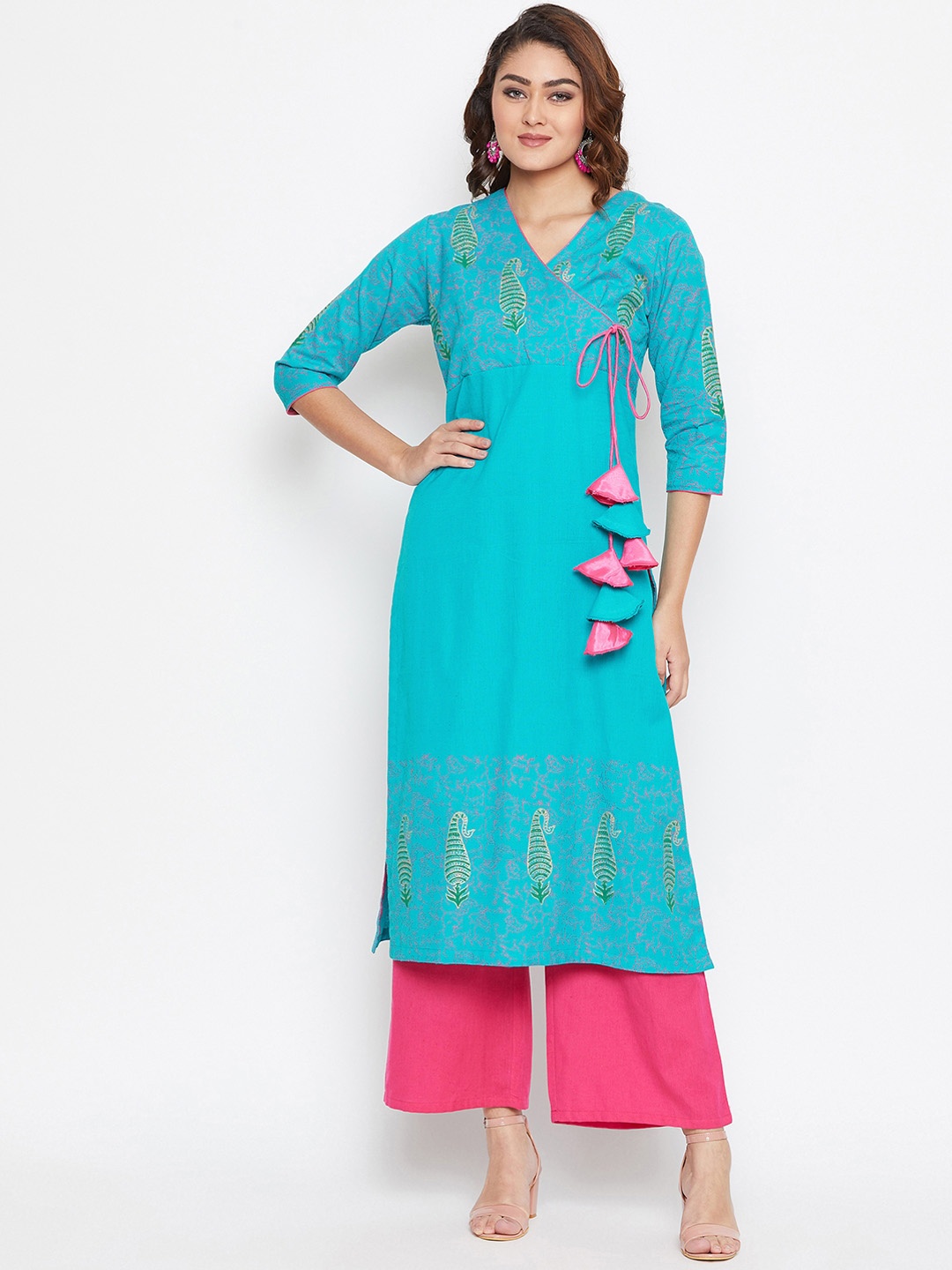 

Bitterlime Women Blue & Pink Self Design Kurta with Palazzos